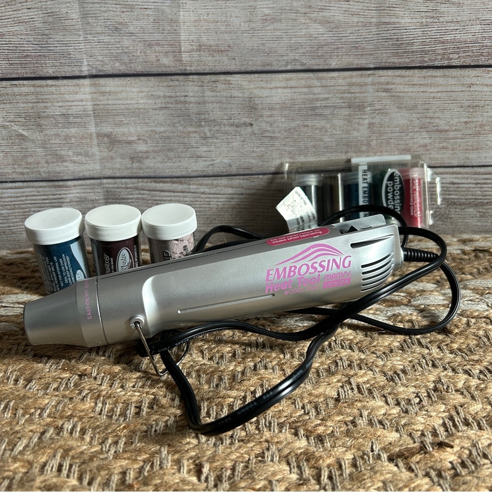 Embossing Heat Tool in Silver and Pink